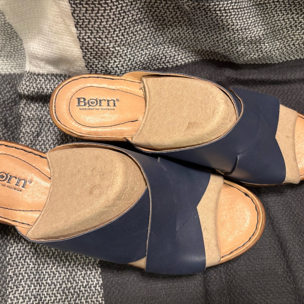 Born Women's Navy Leather Blue Sandals - Picture 2 of 5
